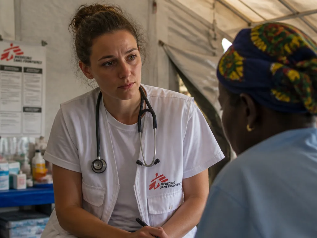 Zoom sur l’infirmier(e) humanitaire : missions, statuts et conditions d’engagement